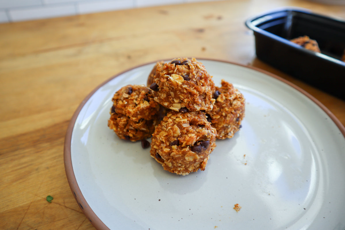 Pumpkin Chocolate Chip Protein Bites